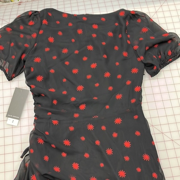 JULIA JORDAN NWT Asymmetrical Side Ruched Ruffle Hi-Low Star Burst Print Dress 2 - Picture 10 of 16